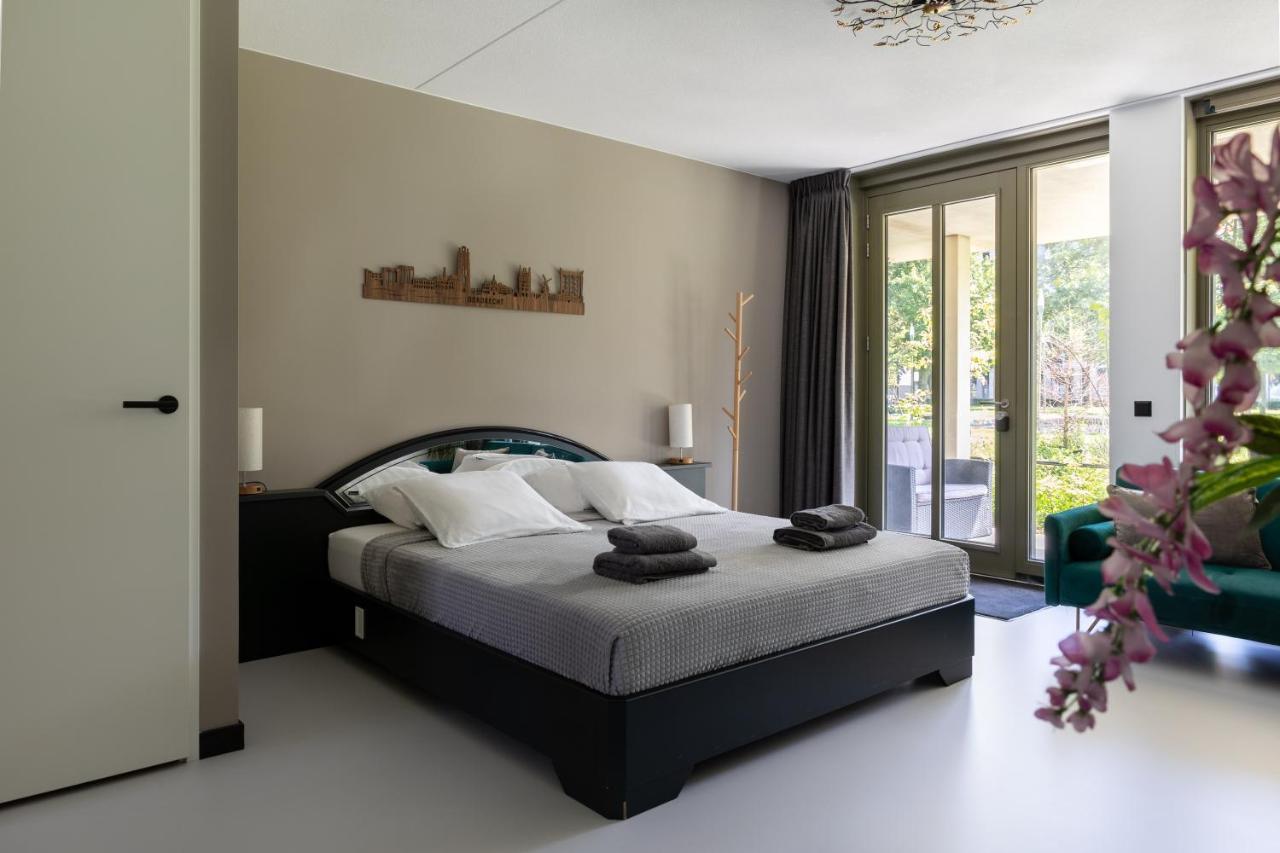 Luxury Room With King Size Bed دوردريشت المظهر الخارجي الصورة